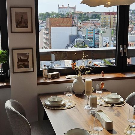 Panorama View Design Apt In Old Town - Free Parking Bratislava Exteriér fotografie
