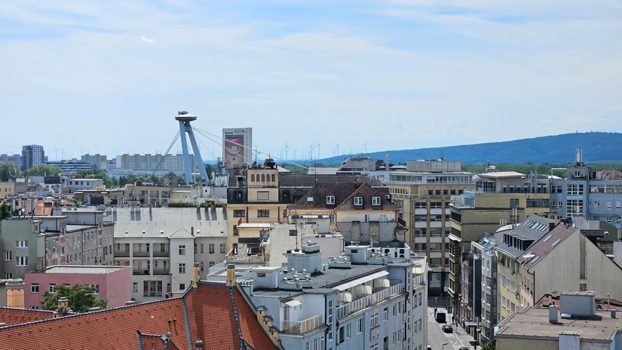 Panorama View Design Apt In Old Town - Free Parking Bratislava Exteriér fotografie
