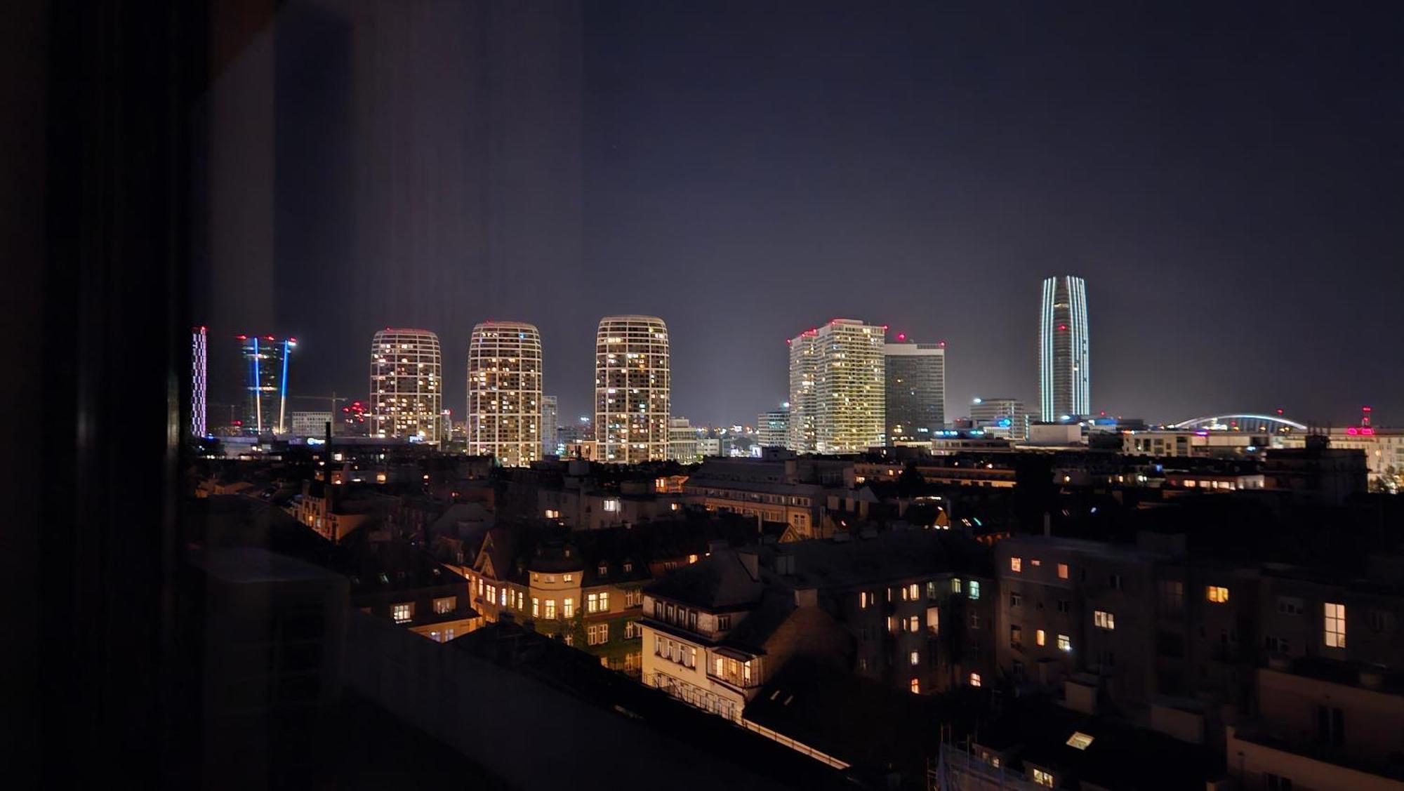 Panorama View Design Apt In Old Town - Free Parking Bratislava Exteriér fotografie